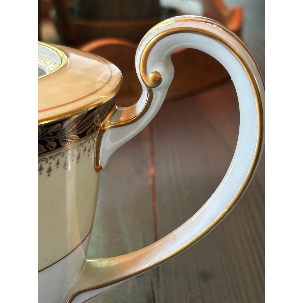 Noritake China Teapot Japan Cream Navy Blue Gold Laurel Leaf Gilt Trim Vintage - Picture 6 of 12